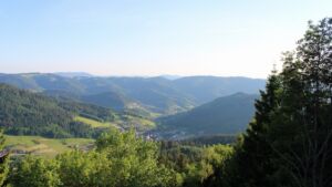 Dieses Bild zeigt eine Webcam-Aufnahme vom Achertal, aufgenommen am Samstag, den 23.05.2026 um 19:40 Uhr. Die Temperatur betrug 26°C.