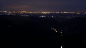 Dieses Bild zeigt eine Webcam-Aufnahme vom Achertal, aufgenommen am Freitag, den 10.04.2026 um 06:00 Uhr. Die Temperatur betrug 8.8°C.