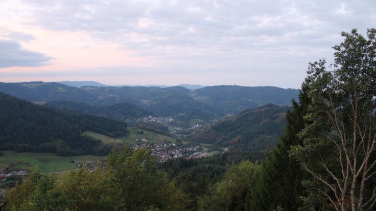 Dieses Bild zeigt eine Webcam-Aufnahme vom Achertal, aufgenommen am Samstag, den 03.10.2026 um 07:20 Uhr. Die Temperatur betrug 14.7°C.