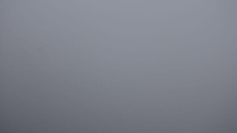 Dieses Bild zeigt eine Webcam-Aufnahme vom Achertal, aufgenommen am Montag, den 17.11.2025 um 14:10 Uhr. Die Temperatur betrug -1.5°C.