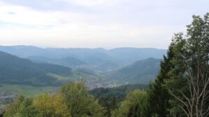 Dieses Bild zeigt eine Webcam-Aufnahme vom Achertal, aufgenommen am Dienstag, den 20.10.2026 um 12:00 Uhr. Die Temperatur betrug 12.2°C.