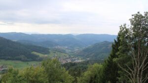 Dieses Bild zeigt eine Webcam-Aufnahme vom Achertal, aufgenommen am Donnerstag, den 24.09.2026 um 12:20 Uhr. Die Temperatur betrug 15.2°C.