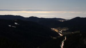 Dieses Bild zeigt eine Webcam-Aufnahme vom Achertal, aufgenommen am Mittwoch, den 04.02.2026 um 05:50 Uhr. Die Temperatur betrug 3.8°C.