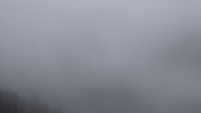 Dieses Bild zeigt eine Webcam-Aufnahme vom Achertal, aufgenommen am Montag, den 24.11.2025 um 10:20 Uhr. Die Temperatur betrug 0.2°C.