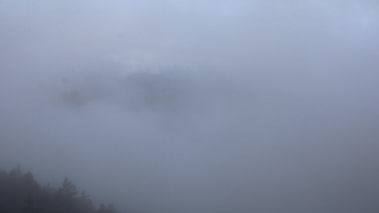 Dieses Bild zeigt eine Webcam-Aufnahme vom Achertal, aufgenommen am Samstag, den 27.09.2025 um 11:10 Uhr. Die Temperatur betrug 9.2°C.