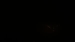 Dieses Bild zeigt eine Webcam-Aufnahme vom Achertal, aufgenommen am Montag, den 21.04.2025 um 23:30 Uhr. Die Temperatur betrug 5.1°C.