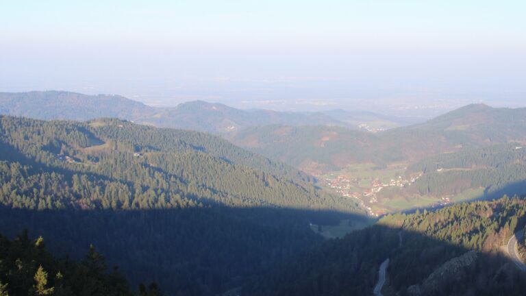 Dieses Bild zeigt eine Webcam-Aufnahme vom Achertal, aufgenommen am Freitag, den 20.03.2026 um 07:40 Uhr. Die Temperatur betrug 3°C.