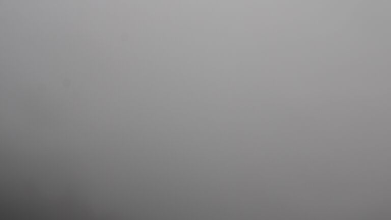Dieses Bild zeigt eine Webcam-Aufnahme vom Achertal, aufgenommen am Dienstag, den 07.10.2025 um 08:20 Uhr. Die Temperatur betrug 6.4°C.