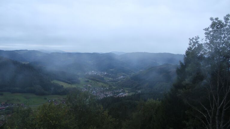 Dieses Bild zeigt eine Webcam-Aufnahme vom Achertal, aufgenommen am Dienstag, den 13.10.2026 um 18:40 Uhr. Die Temperatur betrug 11.4°C.