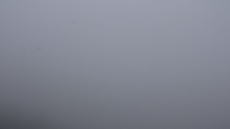 Dieses Bild zeigt eine Webcam-Aufnahme vom Achertal, aufgenommen am Freitag, den 28.11.2025 um 13:40 Uhr. Die Temperatur betrug 3.1°C.