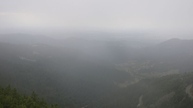 Dieses Bild zeigt eine Webcam-Aufnahme vom Achertal, aufgenommen am Mittwoch, den 16.07.2025 um 08:40 Uhr. Die Temperatur betrug 12.2°C.