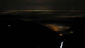 Dieses Bild zeigt eine Webcam-Aufnahme vom Achertal, aufgenommen am Sonntag, den 18.01.2026 um 02:00 Uhr. Die Temperatur betrug 5.1°C.