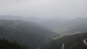 Dieses Bild zeigt eine Webcam-Aufnahme vom Achertal, aufgenommen am Mittwoch, den 11.03.2026 um 17:10 Uhr. Die Temperatur betrug 4.3°C.