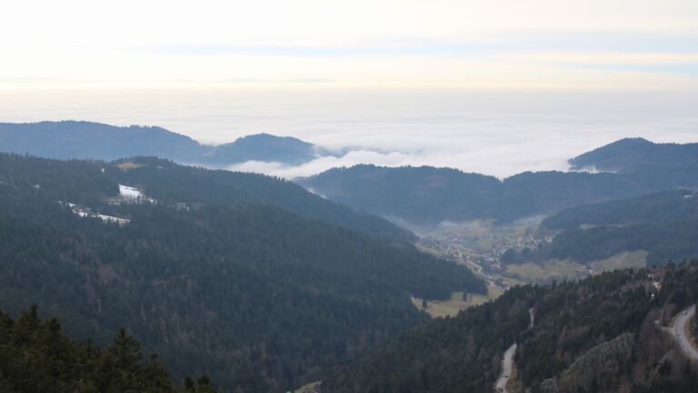 Dieses Bild zeigt eine Webcam-Aufnahme vom Achertal, aufgenommen am Mittwoch, den 04.02.2026 um 15:50 Uhr. Die Temperatur betrug 1.6°C.