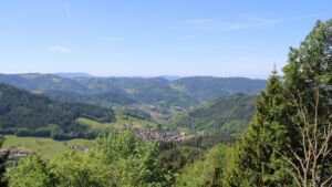 Dieses Bild zeigt eine Webcam-Aufnahme vom Achertal, aufgenommen am Freitag, den 22.05.2026 um 11:40 Uhr. Die Temperatur betrug 22.4°C.