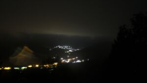 Dieses Bild zeigt eine Webcam-Aufnahme vom Achertal, aufgenommen am Samstag, den 22.08.2026 um 01:30 Uhr. Die Temperatur betrug 11.3°C.