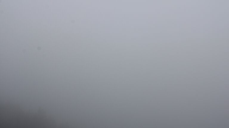 Dieses Bild zeigt eine Webcam-Aufnahme vom Achertal, aufgenommen am Dienstag, den 23.09.2025 um 13:00 Uhr. Die Temperatur betrug 5.2°C.