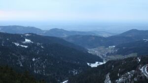 Dieses Bild zeigt eine Webcam-Aufnahme vom Achertal, aufgenommen am Mittwoch, den 14.01.2026 um 16:40 Uhr. Die Temperatur betrug 5.3°C.