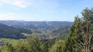 Dieses Bild zeigt eine Webcam-Aufnahme vom Achertal, aufgenommen am Samstag, den 19.09.2026 um 11:50 Uhr. Die Temperatur betrug 19°C.