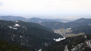 Dieses Bild zeigt eine Webcam-Aufnahme vom Achertal, aufgenommen am Mittwoch, den 14.01.2026 um 12:50 Uhr. Die Temperatur betrug 5.5°C.