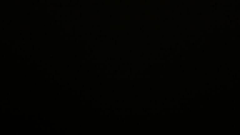 Dieses Bild zeigt eine Webcam-Aufnahme vom Achertal, aufgenommen am Dienstag, den 23.09.2025 um 03:30 Uhr. Die Temperatur betrug 4.4°C.