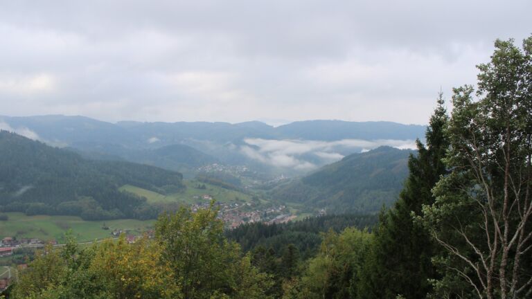 Dieses Bild zeigt eine Webcam-Aufnahme vom Achertal, aufgenommen am Montag, den 19.10.2026 um 10:40 Uhr. Die Temperatur betrug 10.2°C.