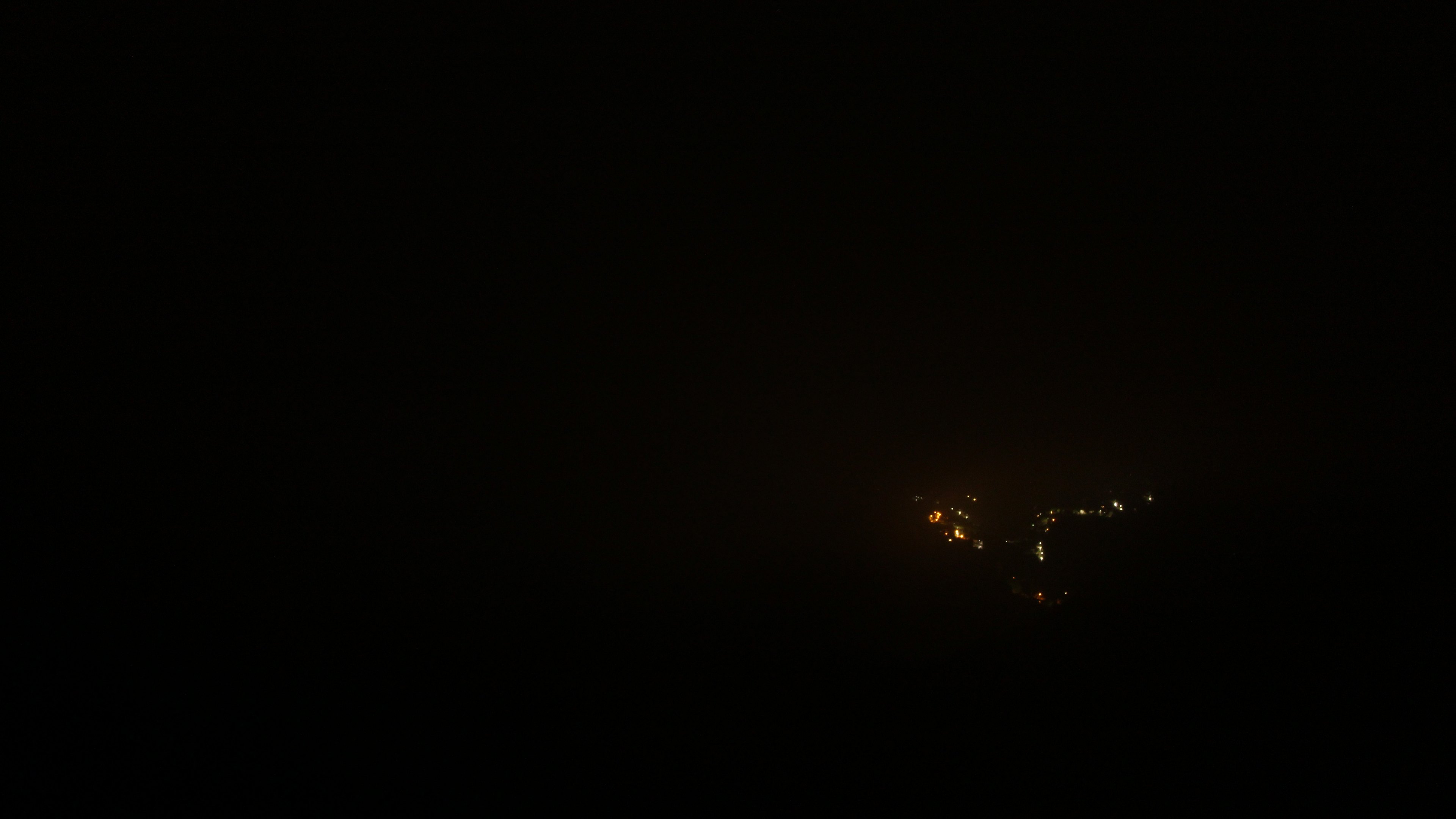 Dieses Bild zeigt eine Webcam-Aufnahme vom Achertal, aufgenommen am Mittwoch, den 06.05.2026 um 23:30 Uhr. Die Temperatur betrug 4.6°C.