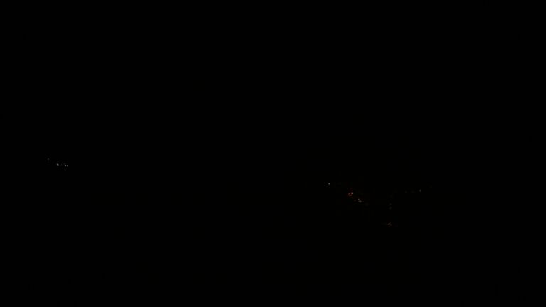 Dieses Bild zeigt eine Webcam-Aufnahme vom Achertal, aufgenommen am Donnerstag, den 31.07.2025 um 03:30 Uhr. Die Temperatur betrug 11.1°C.