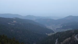 Dieses Bild zeigt eine Webcam-Aufnahme vom Achertal, aufgenommen am Dienstag, den 10.03.2026 um 06:50 Uhr. Die Temperatur betrug 8.8°C.