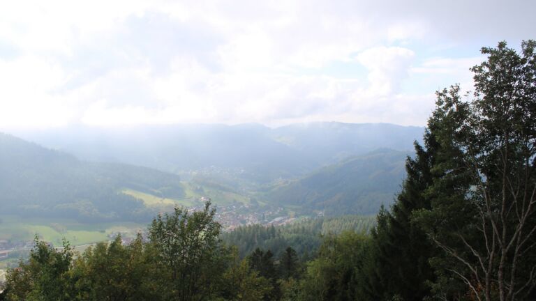 Dieses Bild zeigt eine Webcam-Aufnahme vom Achertal, aufgenommen am Freitag, den 02.10.2026 um 13:30 Uhr. Die Temperatur betrug 16.7°C.