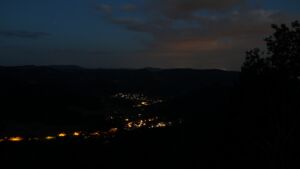 Dieses Bild zeigt eine Webcam-Aufnahme vom Achertal, aufgenommen am Donnerstag, den 06.08.2026 um 05:00 Uhr. Die Temperatur betrug 18.2°C.