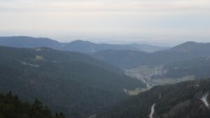 Dieses Bild zeigt eine Webcam-Aufnahme vom Achertal, aufgenommen am Samstag, den 20.12.2025 um 08:50 Uhr. Die Temperatur betrug 4.6°C.