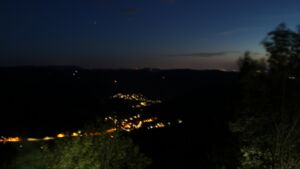 Dieses Bild zeigt eine Webcam-Aufnahme vom Achertal, aufgenommen am Montag, den 07.09.2026 um 21:00 Uhr. Die Temperatur betrug 24.5°C.