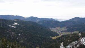 Dieses Bild zeigt eine Webcam-Aufnahme vom Achertal, aufgenommen am Donnerstag, den 19.02.2026 um 11:50 Uhr. Die Temperatur betrug 2.7°C.