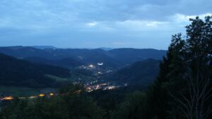 Dieses Bild zeigt eine Webcam-Aufnahme vom Achertal, aufgenommen am Mittwoch, den 30.09.2026 um 19:40 Uhr. Die Temperatur betrug 24°C.