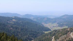 Dieses Bild zeigt eine Webcam-Aufnahme vom Achertal, aufgenommen am Mittwoch, den 18.03.2026 um 12:10 Uhr. Die Temperatur betrug 3.8°C.