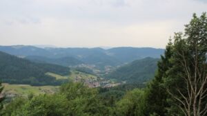 Dieses Bild zeigt eine Webcam-Aufnahme vom Achertal, aufgenommen am Mittwoch, den 15.07.2026 um 10:40 Uhr. Die Temperatur betrug 21.4°C.