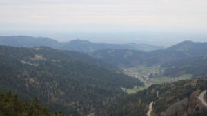 Dieses Bild zeigt eine Webcam-Aufnahme vom Achertal, aufgenommen am Donnerstag, den 16.04.2026 um 07:50 Uhr. Die Temperatur betrug 7.5°C.