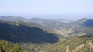 Dieses Bild zeigt eine Webcam-Aufnahme vom Achertal, aufgenommen am Montag, den 20.04.2026 um 09:10 Uhr. Die Temperatur betrug 8.9°C.