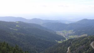 Dieses Bild zeigt eine Webcam-Aufnahme vom Achertal, aufgenommen am Mittwoch, den 17.09.2025 um 16:20 Uhr. Die Temperatur betrug 12°C.