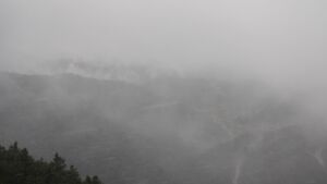 Dieses Bild zeigt eine Webcam-Aufnahme vom Achertal, aufgenommen am Montag, den 17.11.2025 um 08:30 Uhr. Die Temperatur betrug -0.2°C.