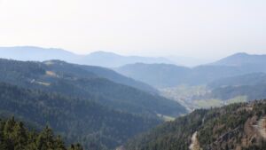 Dieses Bild zeigt eine Webcam-Aufnahme vom Achertal, aufgenommen am Samstag, den 07.03.2026 um 14:40 Uhr. Die Temperatur betrug 14.1°C.