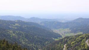 Dieses Bild zeigt eine Webcam-Aufnahme vom Achertal, aufgenommen am Montag, den 27.04.2026 um 15:40 Uhr. Die Temperatur betrug 15.2°C.