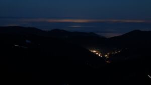 Dieses Bild zeigt eine Webcam-Aufnahme vom Achertal, aufgenommen am Freitag, den 23.01.2026 um 07:10 Uhr. Die Temperatur betrug 2.7°C.