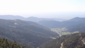 Dieses Bild zeigt eine Webcam-Aufnahme vom Achertal, aufgenommen am Mittwoch, den 08.04.2026 um 18:00 Uhr. Die Temperatur betrug 17.8°C.