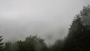 Dieses Bild zeigt eine Webcam-Aufnahme vom Achertal, aufgenommen am Freitag, den 12.06.2026 um 19:10 Uhr. Die Temperatur betrug 12.6°C.