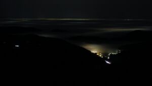 Dieses Bild zeigt eine Webcam-Aufnahme vom Achertal, aufgenommen am Dienstag, den 20.01.2026 um 04:20 Uhr. Die Temperatur betrug 8.6°C.