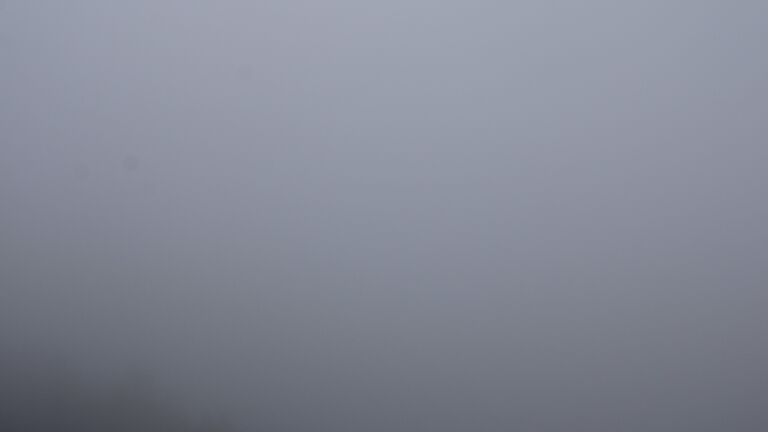 Dieses Bild zeigt eine Webcam-Aufnahme vom Achertal, aufgenommen am Dienstag, den 21.10.2025 um 14:40 Uhr. Die Temperatur betrug 8.2°C.