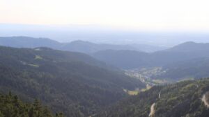 Dieses Bild zeigt eine Webcam-Aufnahme vom Achertal, aufgenommen am Samstag, den 05.07.2025 um 19:20 Uhr. Die Temperatur betrug 19.3°C.