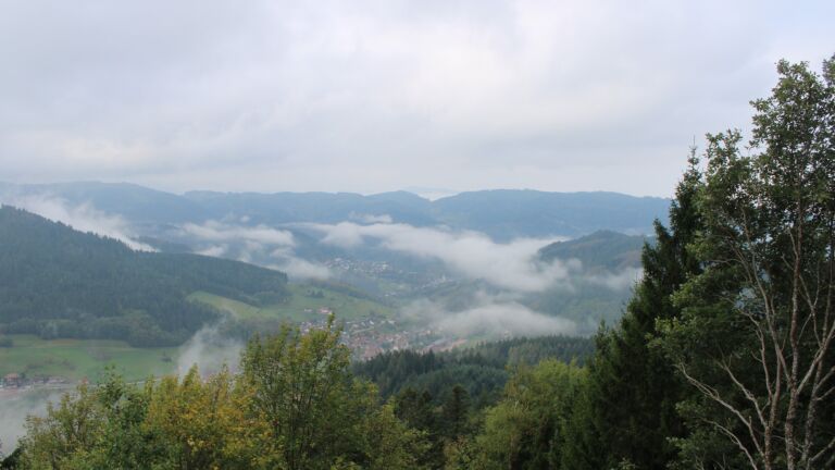 Dieses Bild zeigt eine Webcam-Aufnahme vom Achertal, aufgenommen am Montag, den 19.10.2026 um 10:10 Uhr. Die Temperatur betrug 9.8°C.